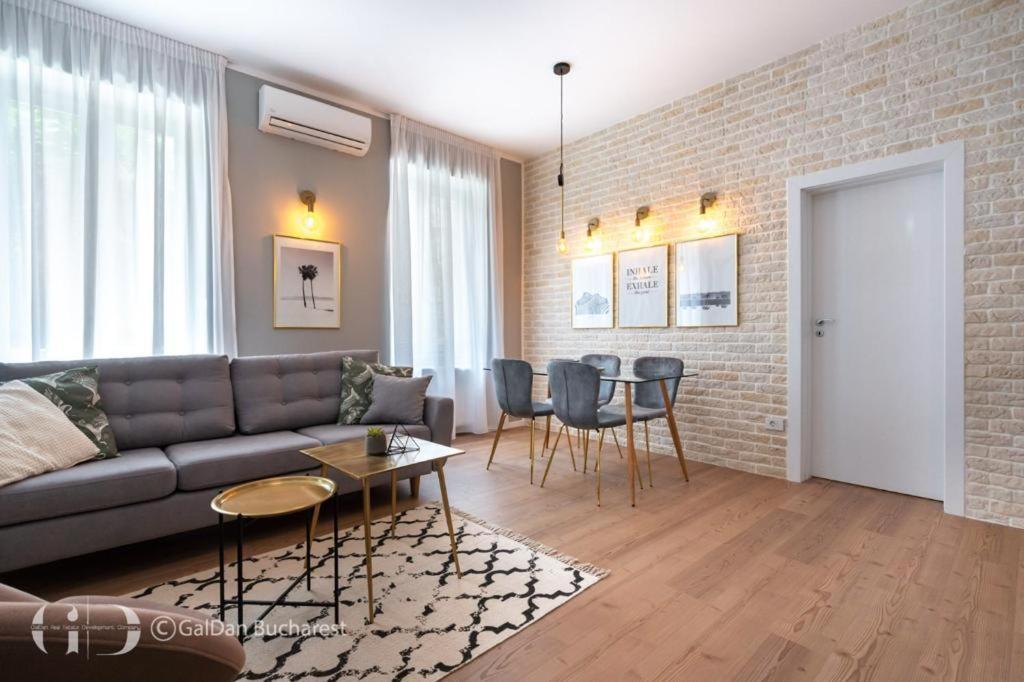 The Loft Luxury Apartments-Near The Park In The City Center Bukarest Eksteriør billede