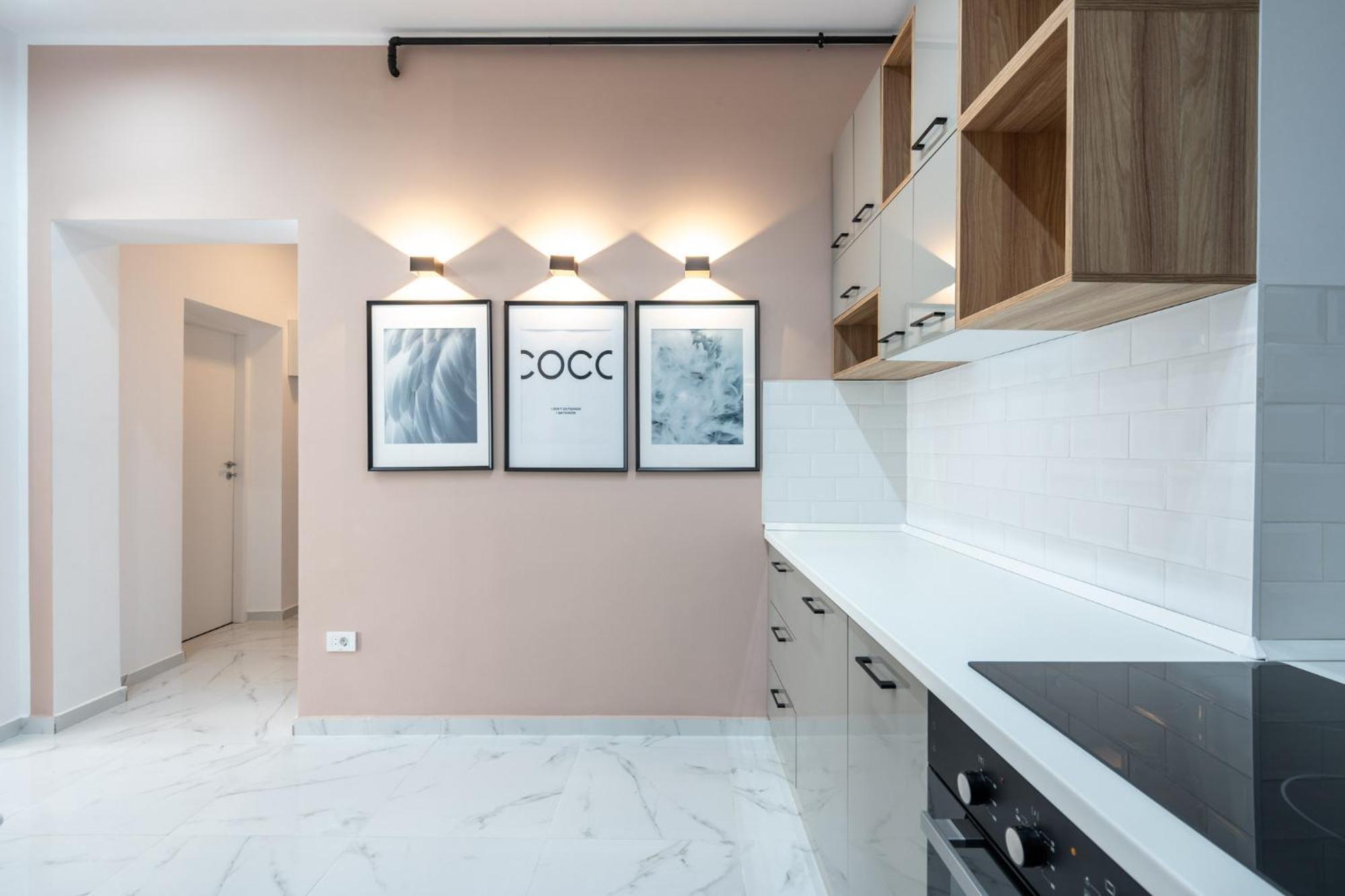 The Loft Luxury Apartments-Near The Park In The City Center Bukarest Eksteriør billede