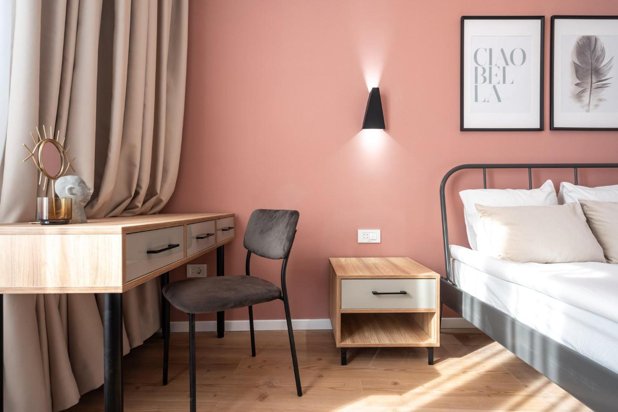 The Loft Luxury Apartments-Near The Park In The City Center Bukarest Eksteriør billede